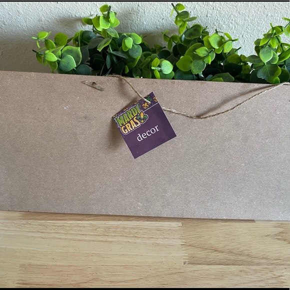 New Mardi Gras New Orleans farmhouse sign 🎭 - Picture 5 of 7